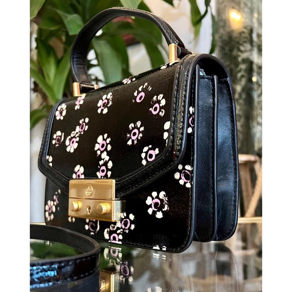 ♦️♦️  TORY BURCH AUTHENTIC BLACK PATENT LEATHER JULIETTE HANDBAG ♦️♦️ - Picture 3 of 15